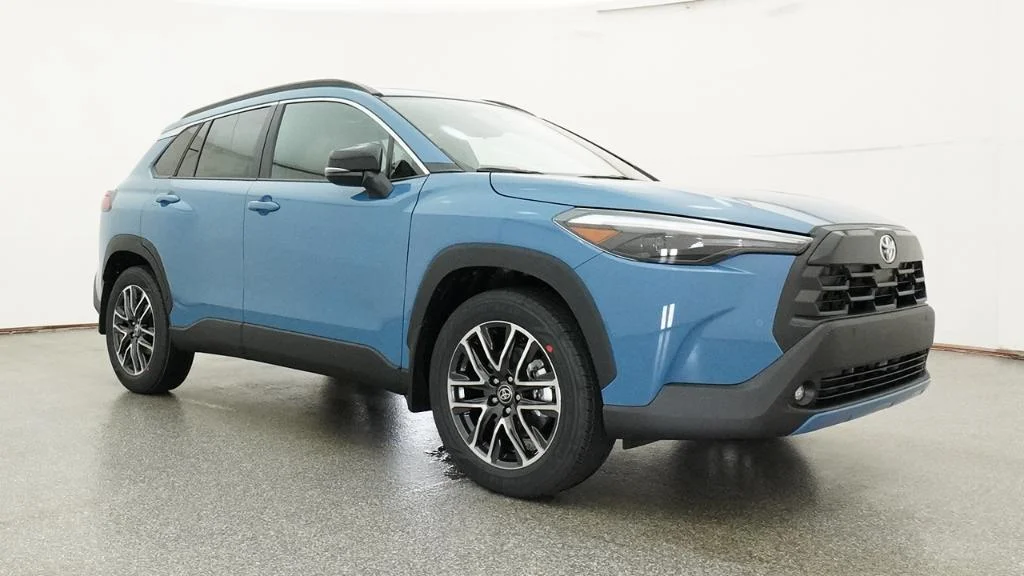 New 2026 Cavalry Blue Toyota XLE image 24