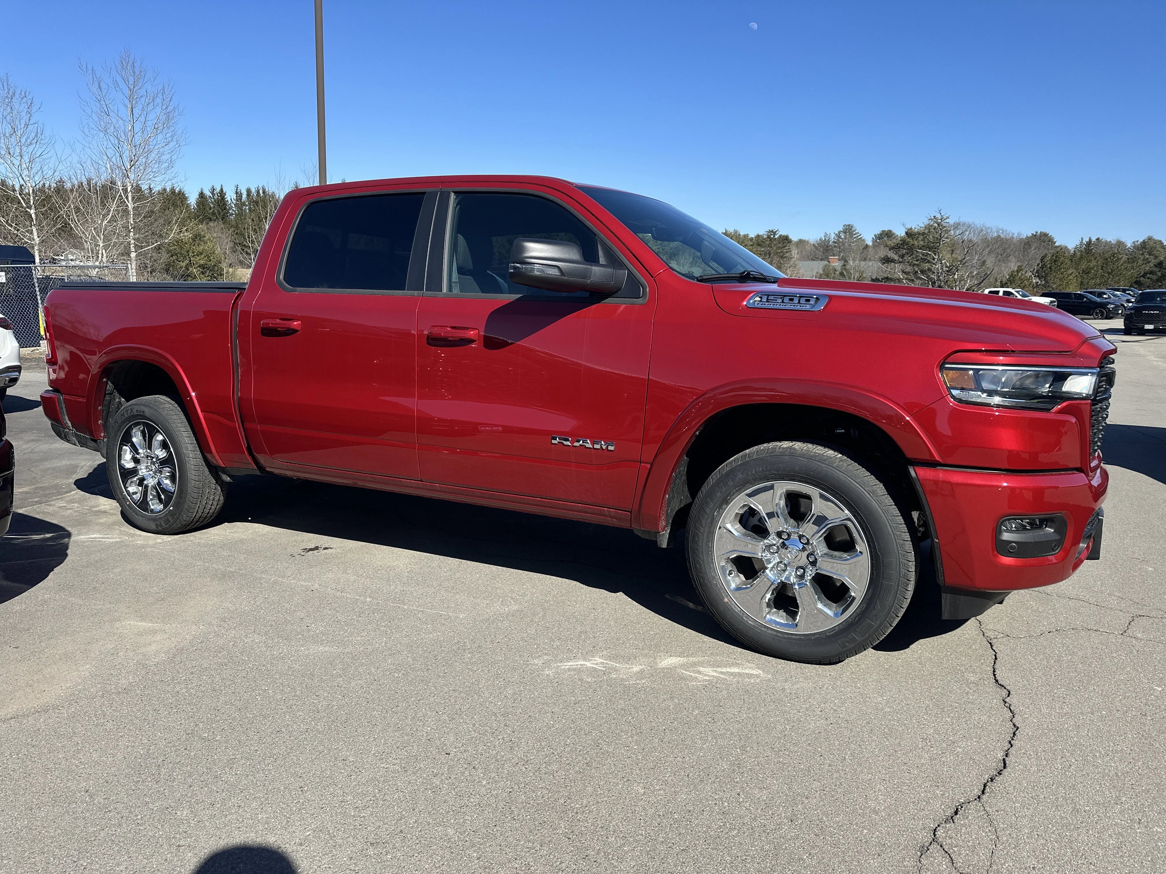 New 2026 Molten Red Pearl-Coat Exterior Paint RAM Big Horn image 7