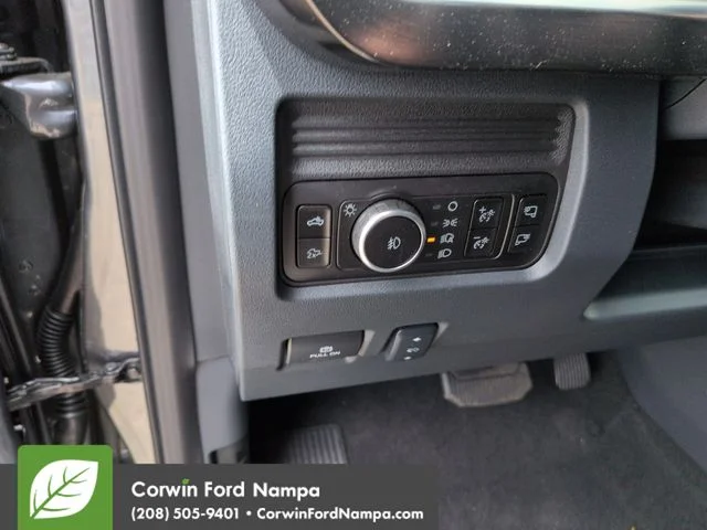 New 2026 Carbonized Gray Metallic Ford Lariat image 13