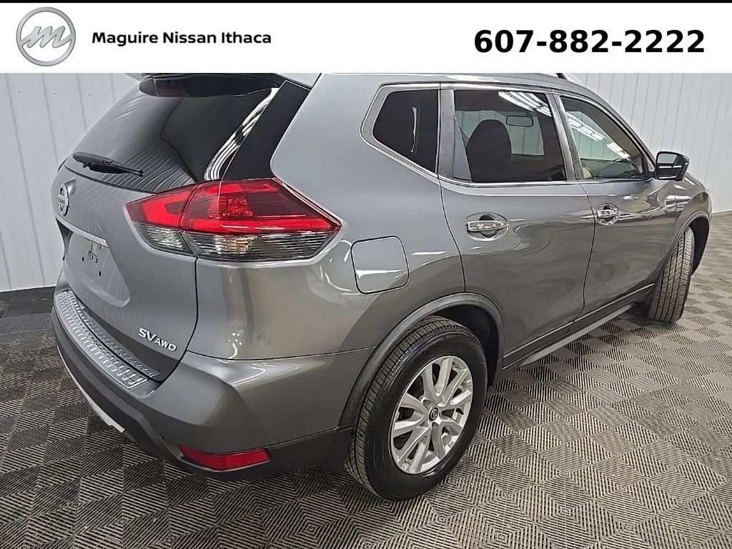 Used 2018 Gray Nissan SV image 11