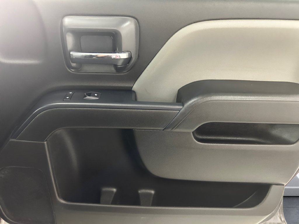 Used 2016 Gray Chevrolet Work Truck image 15