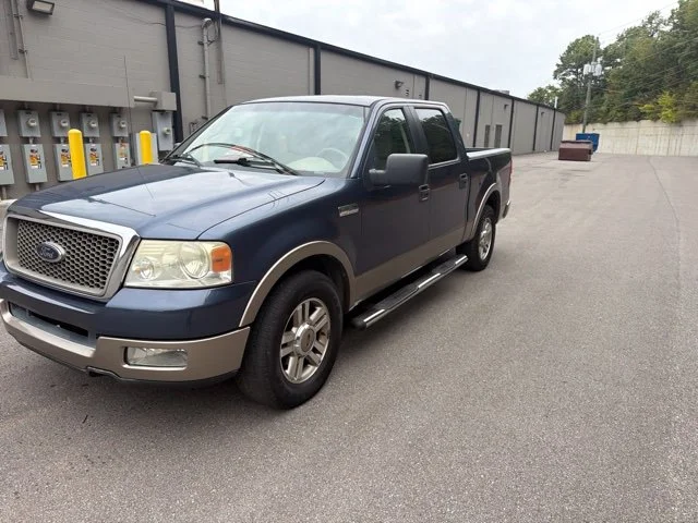 Used 2005  Ford Lariat image 3