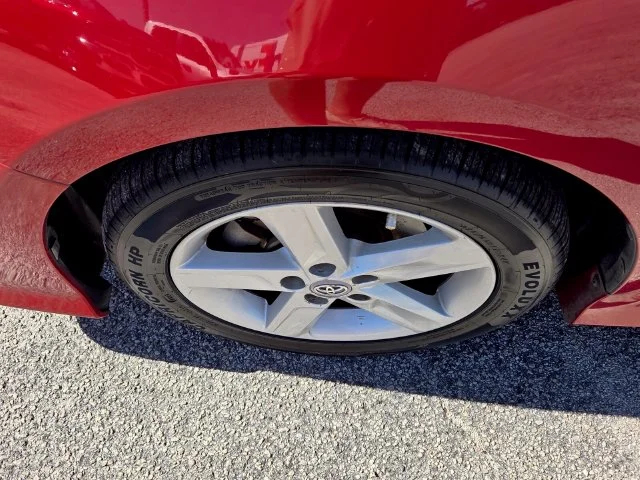 Used 2013 Red Toyota SE image 18
