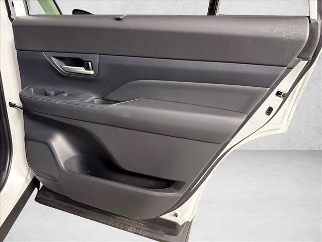 Certified Used 2026 WIND CHILL PEARL Toyota  image 17