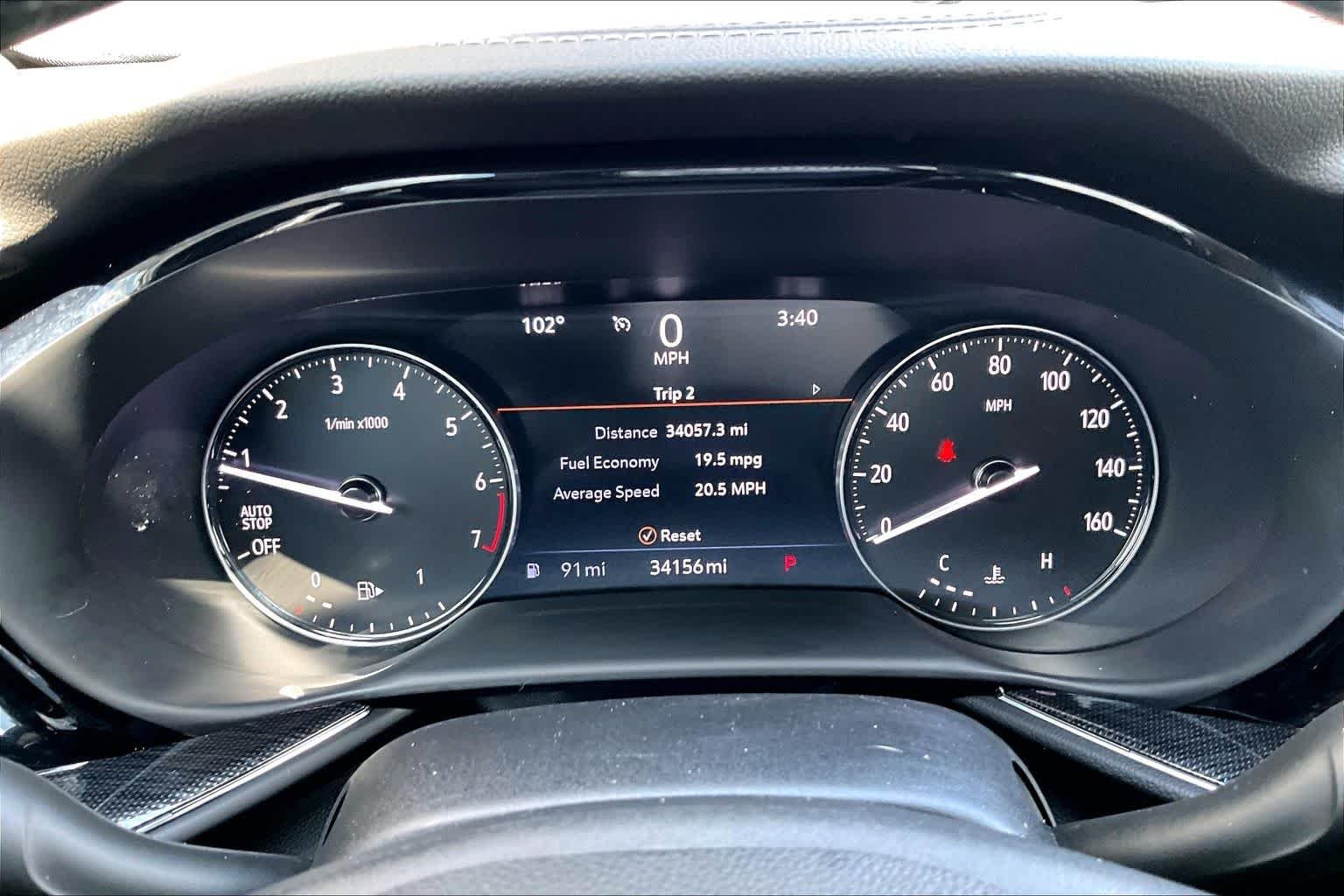Used 2023 Summit White Buick Essence image 25