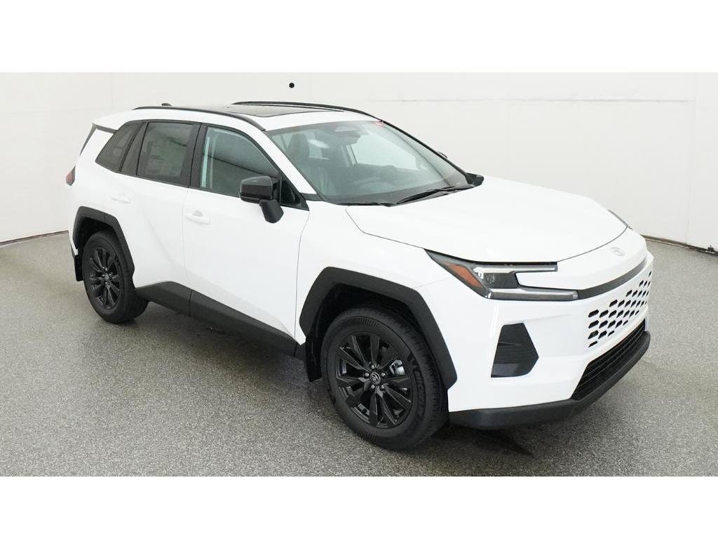 New 2026 Ice Toyota XLE Premium image 13
