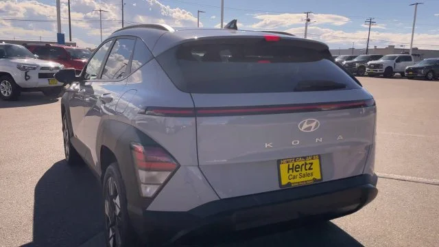 Used 2025 Gray Hyundai SEL image 10