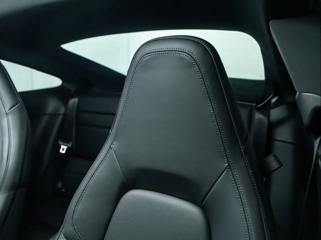 Used 2026  Porsche Carrera image 21