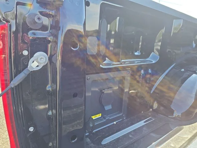 New 2026 Agate Black Metallic Ford XLT image 8