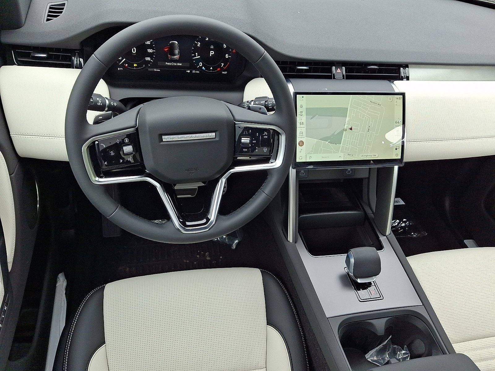 New 2026 Firenze Red Land Rover  image 9