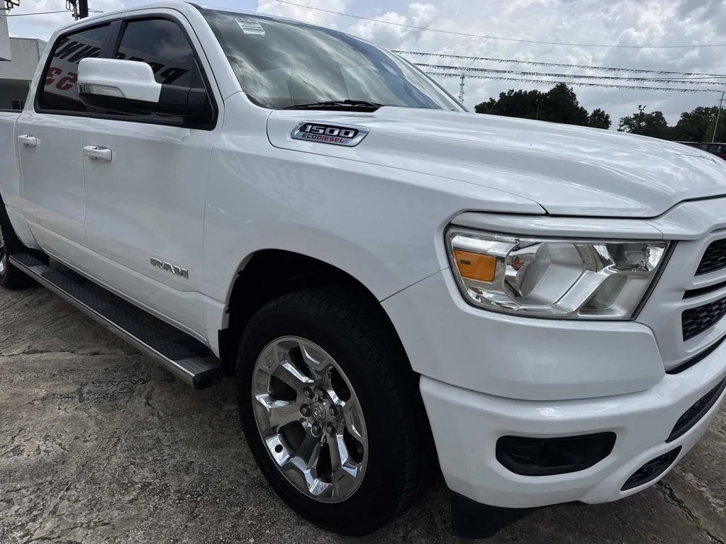 Used 2022 White Ram Big Horn/Lone Star image 9