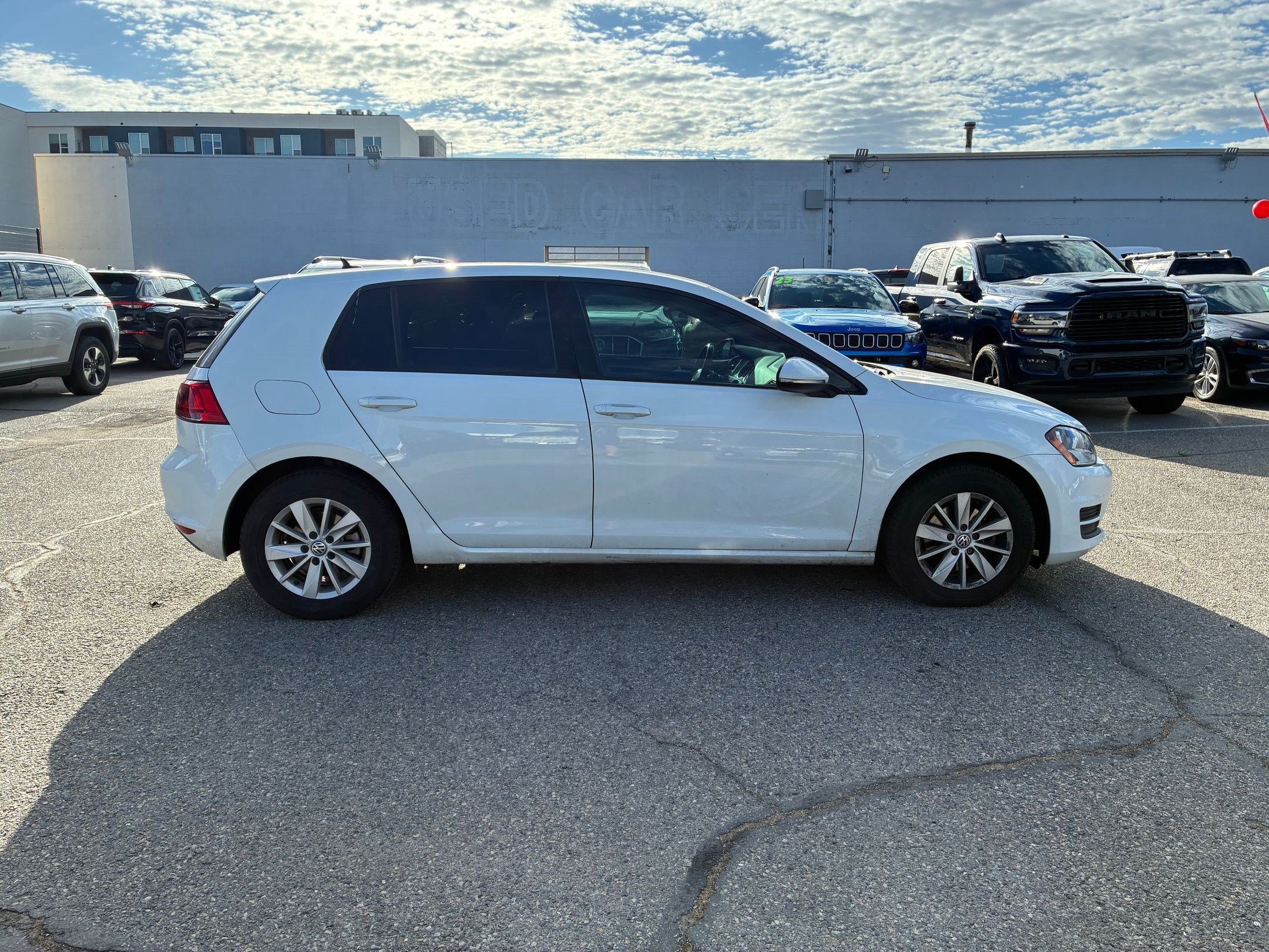 3VW217AU0HM032906