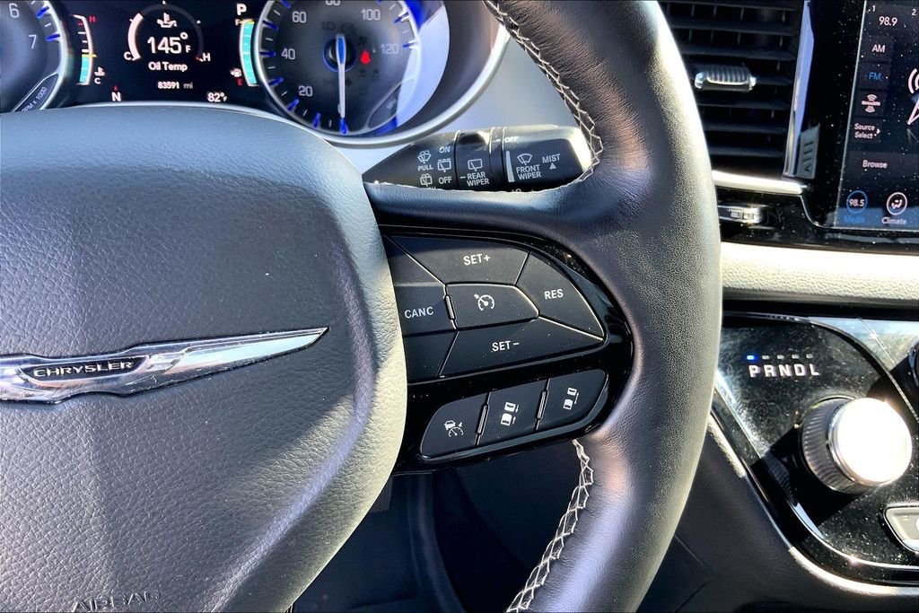 Used 2020 Luxury White Pearlcoat Chrysler Touring L Plus image 19