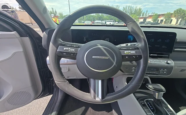 Used 2024 Gray Hyundai SEL image 3