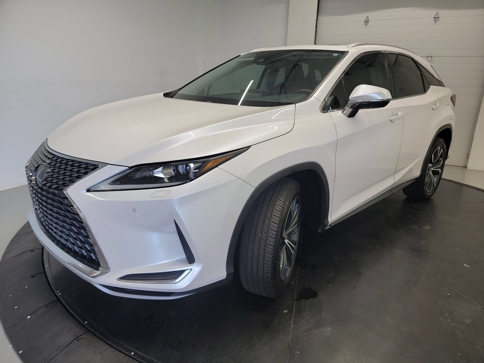 Used 2021 Eminent White Pearl Lexus RX 350 image 3
