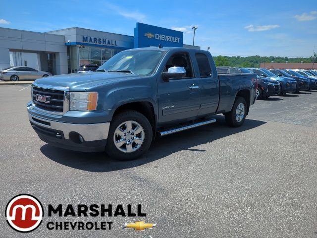 2011 GMC Sierra 4WD Extended Cab SLE MWB's photo