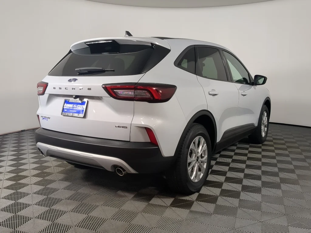 2025 Ford Escape Active - Photo 9