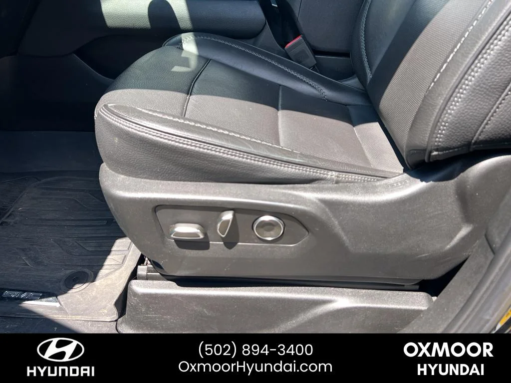 Used 2023 Onyx Black GMC Denali image 5