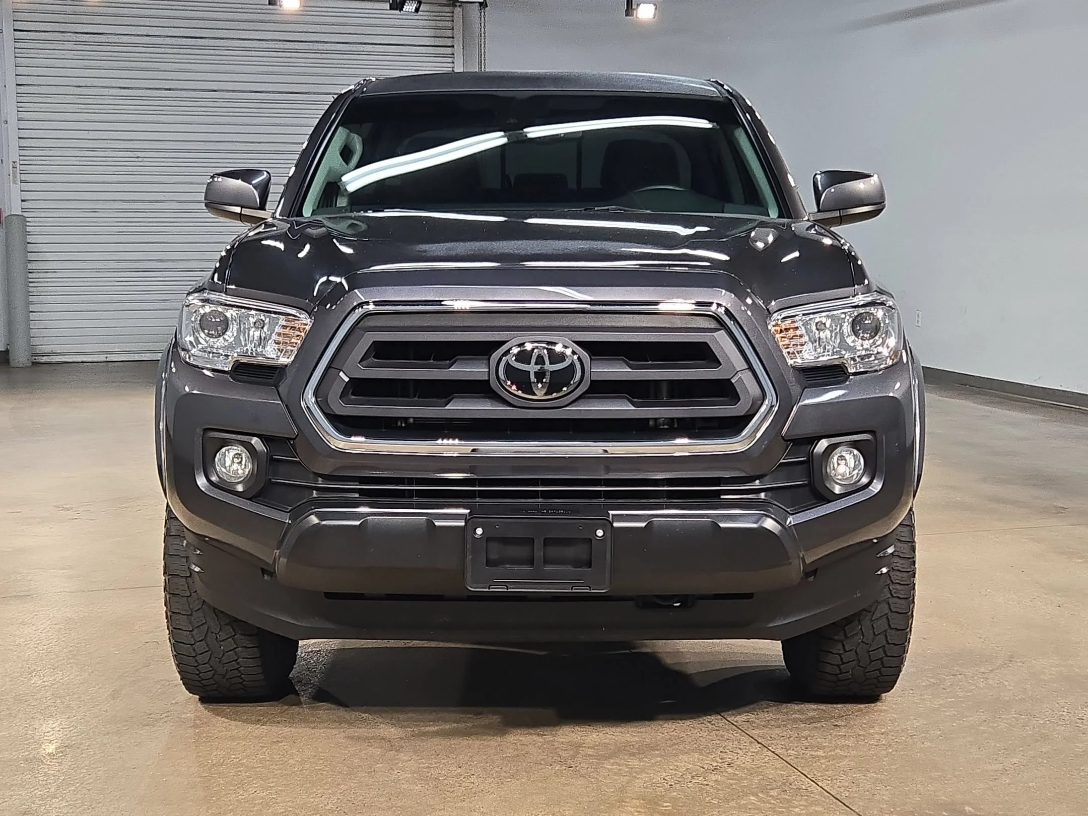 Used 2023 Toyota Tacoma SR5 with VIN 3TYAZ5CN5PT034591 for sale in Little Rock