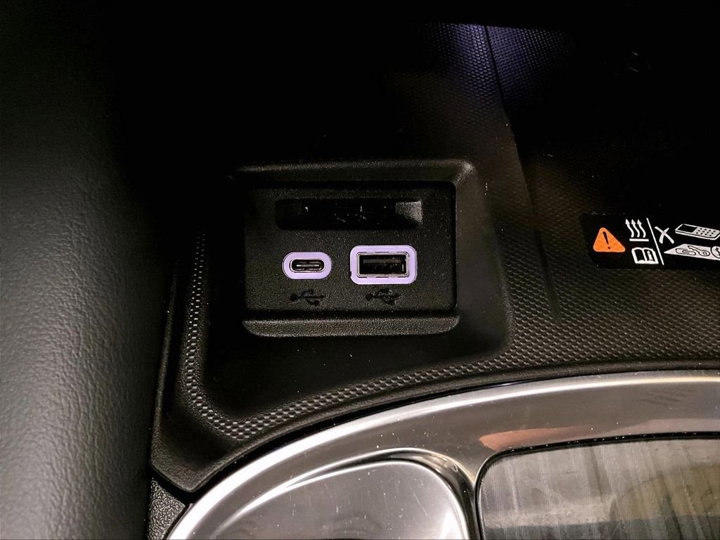 Used 2023 Black Buick Essence image 28