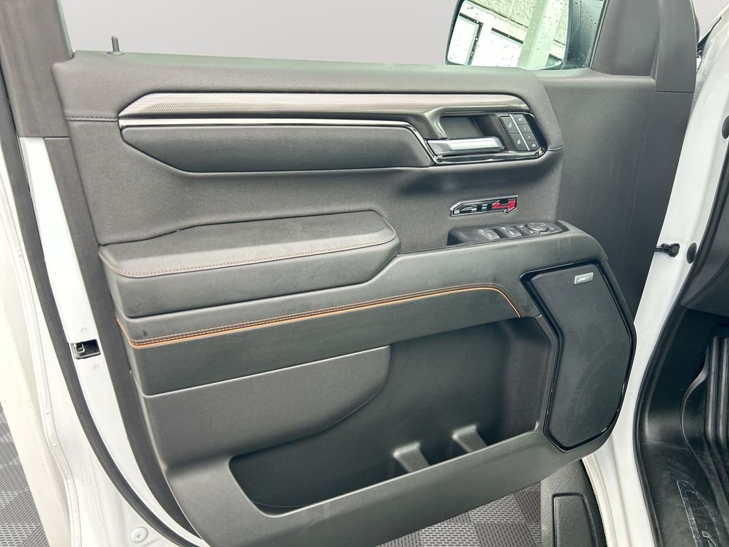 Used 2023 White GMC AT4 image 26
