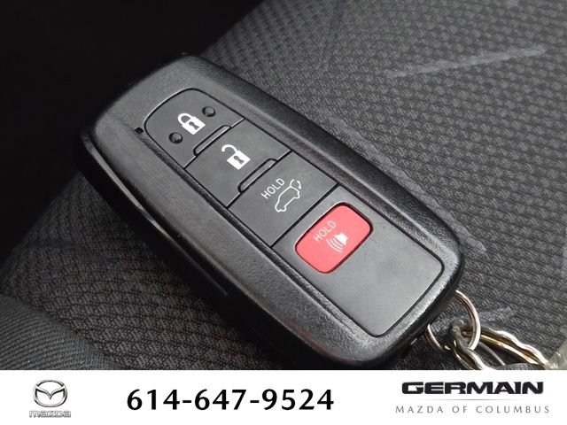 Used 2020 Red Toyota XLE image 34