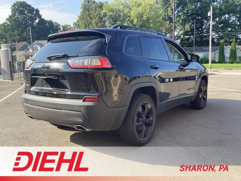 Used 2020 Black Jeep Latitude Plus image 7