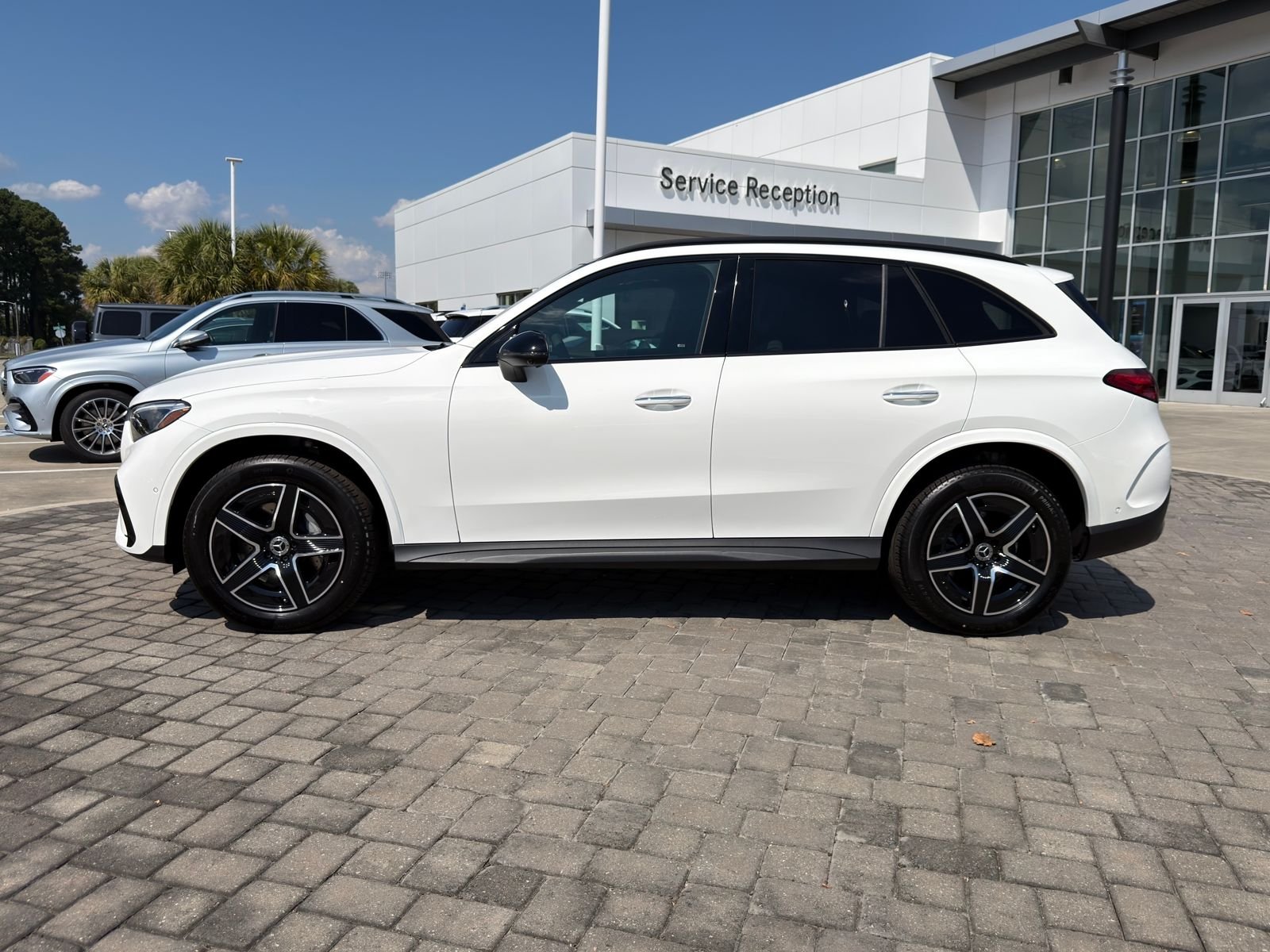 Used 2026 Polar White Mercedes-Benz GLC 300 image 12