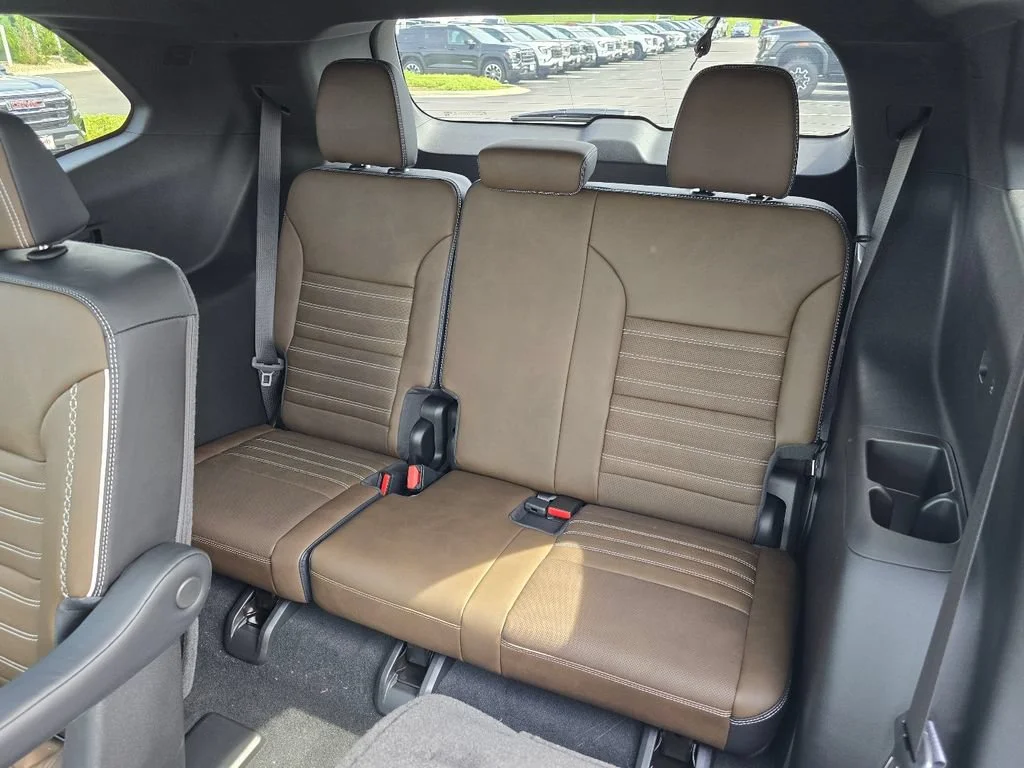 New 2026 Sterling Metallic GMC Denali Ultimate image 25