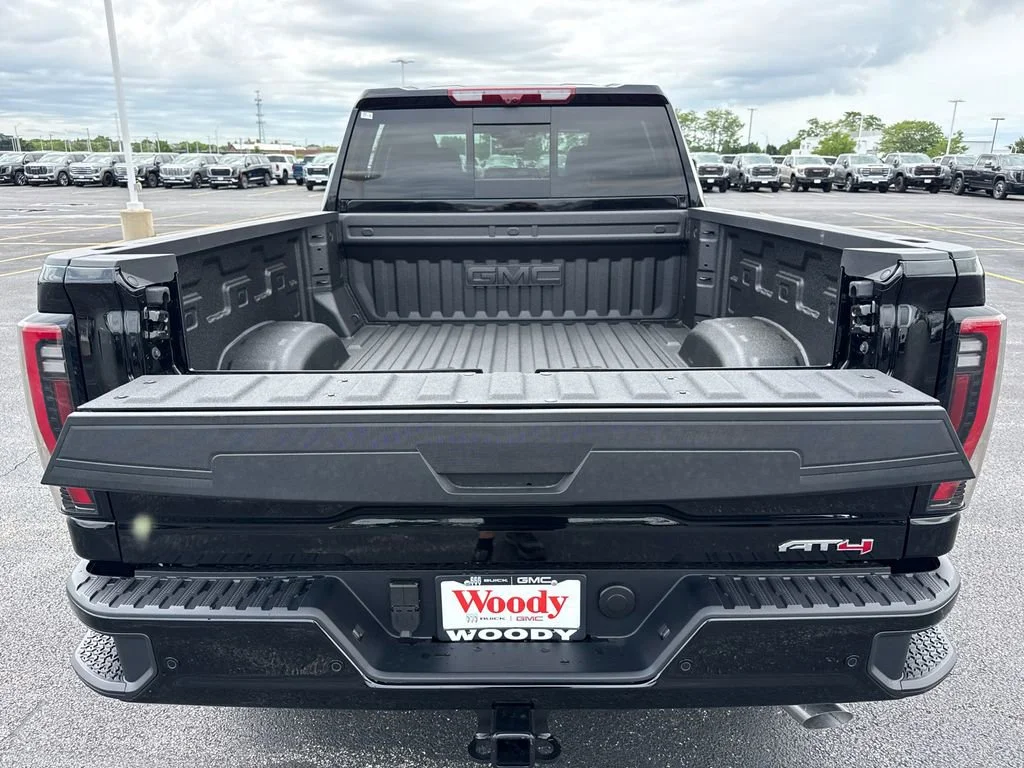 2026 GMC Sierra 2500HD AT4 - Photo 33