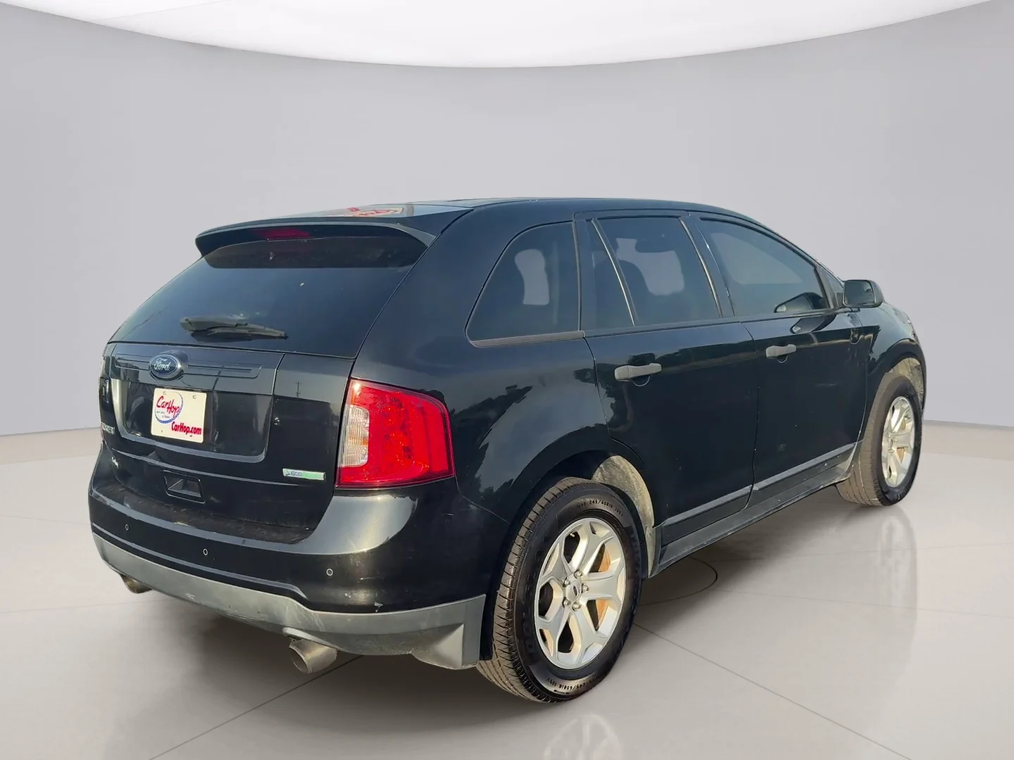 Used 2013 Black Ford SE image 5