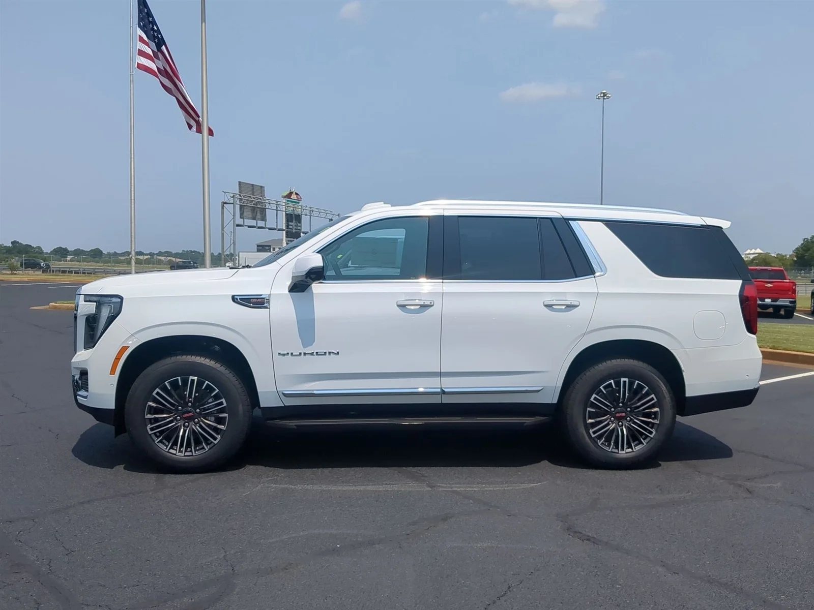 New 2026 Summit White GMC Elevation image 29