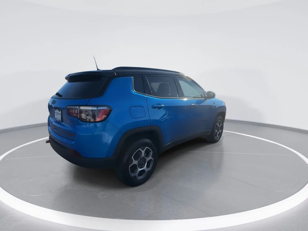 Used 2022 Blue Jeep Trailhawk image 8