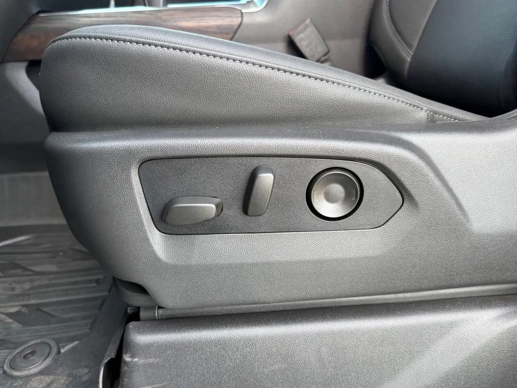 New 2026 Onyx Black GMC SLT image 35