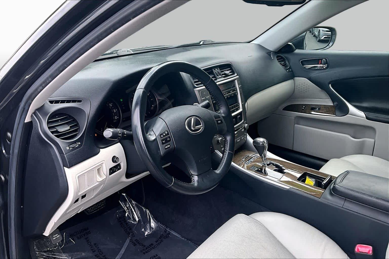 Used 2009 Smoky Granite Mica Lexus  image 17