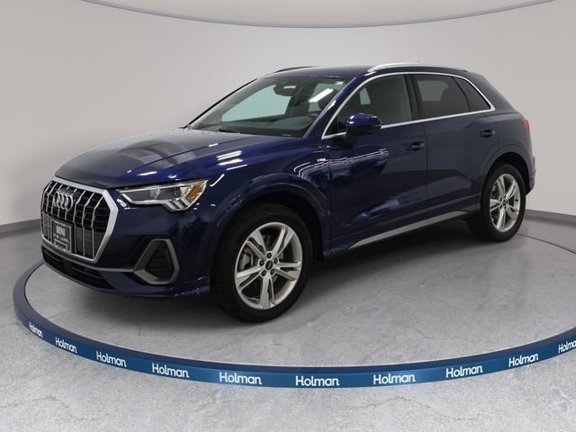 2024 Audi Q3 45 TFSI S Line Premium quattro's photo