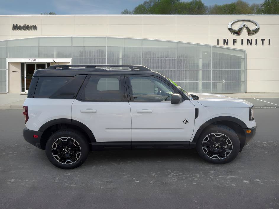 Used 2025 Oxford White Ford Outer Banks image 3