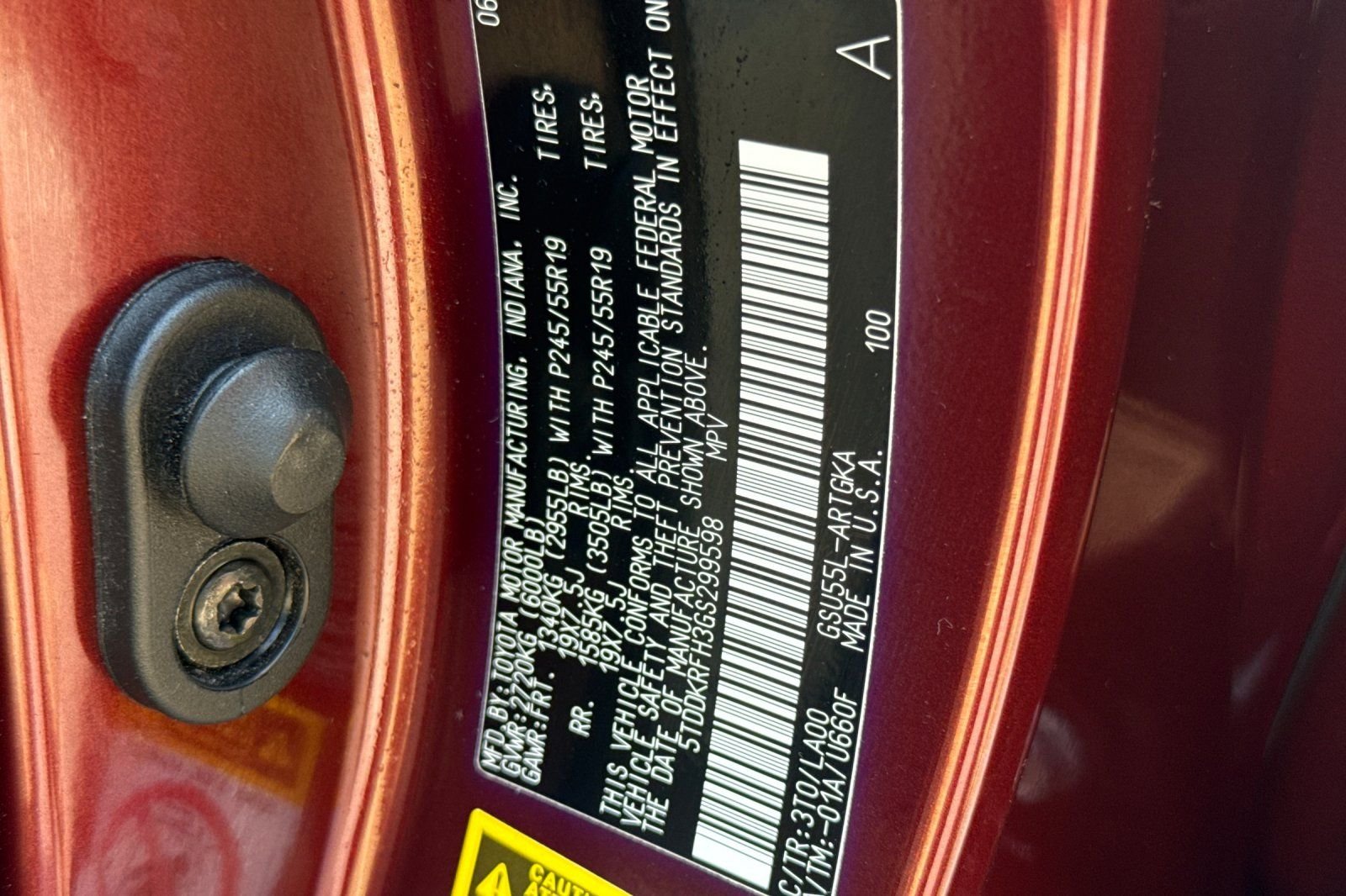 Used 2016 Red Toyota Limited image 30