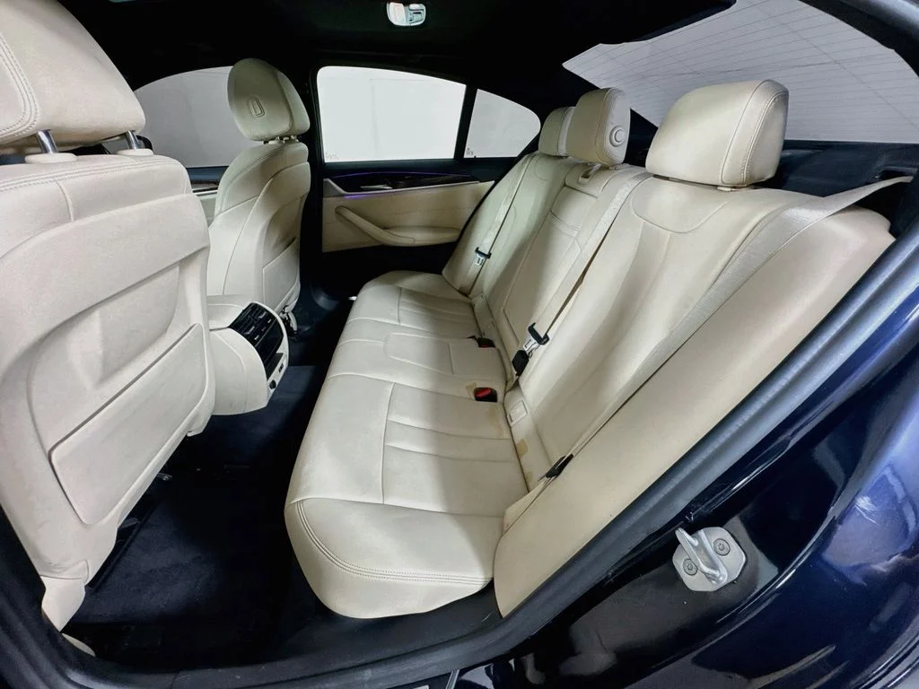 Used 2020 Blue BMW 530i xDrive image 26