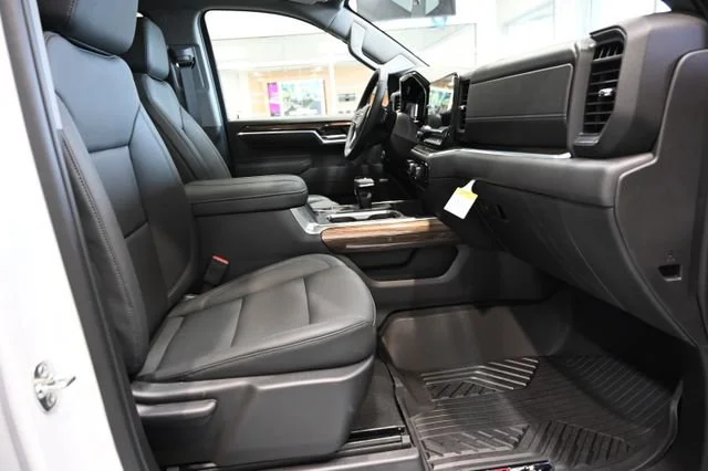 2026 Chevrolet Silverado 1500 LT Trail Boss - Photo 11