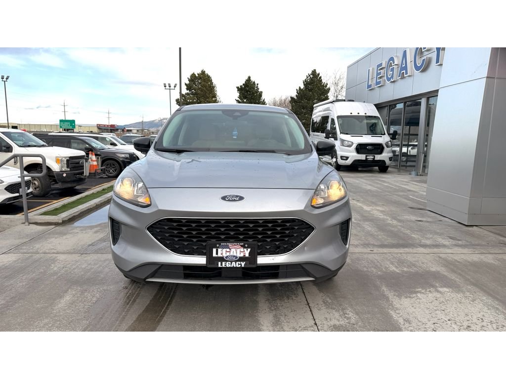 Used 2021 Silver Ford SE image 4