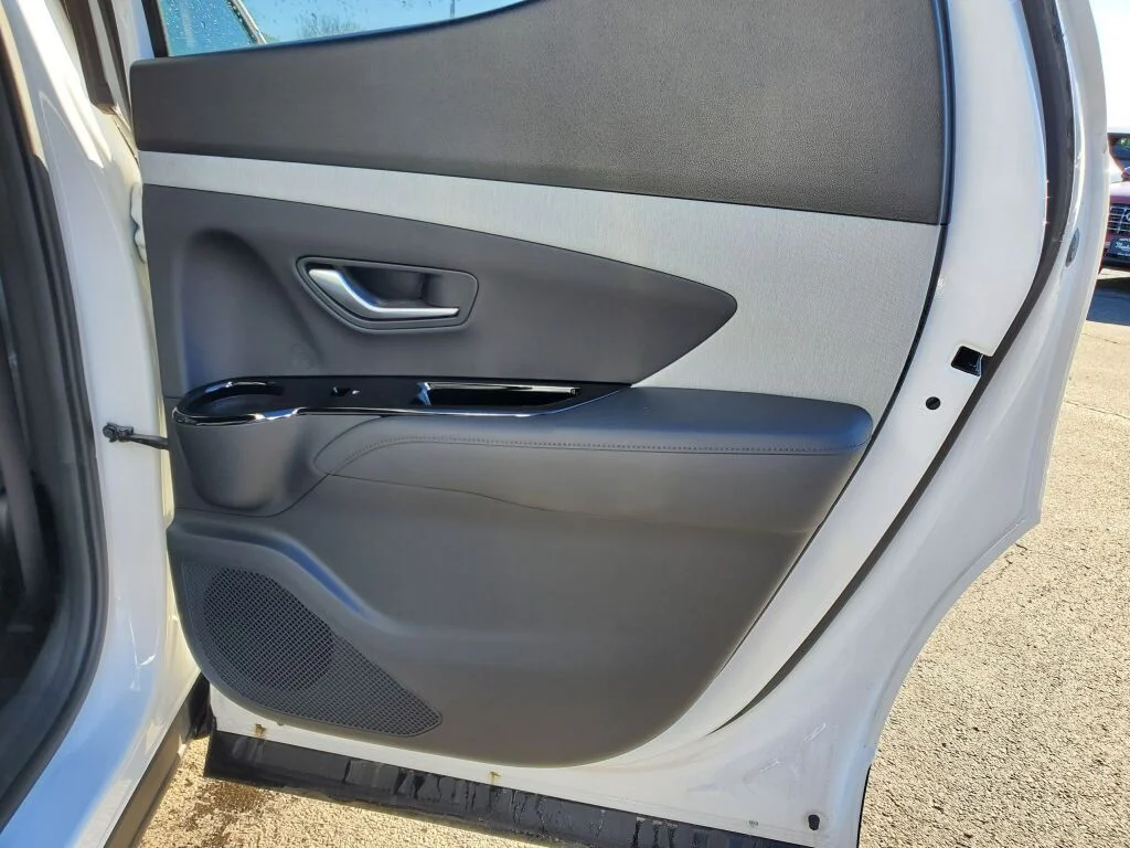 Used 2025 White Hyundai Limited image 12