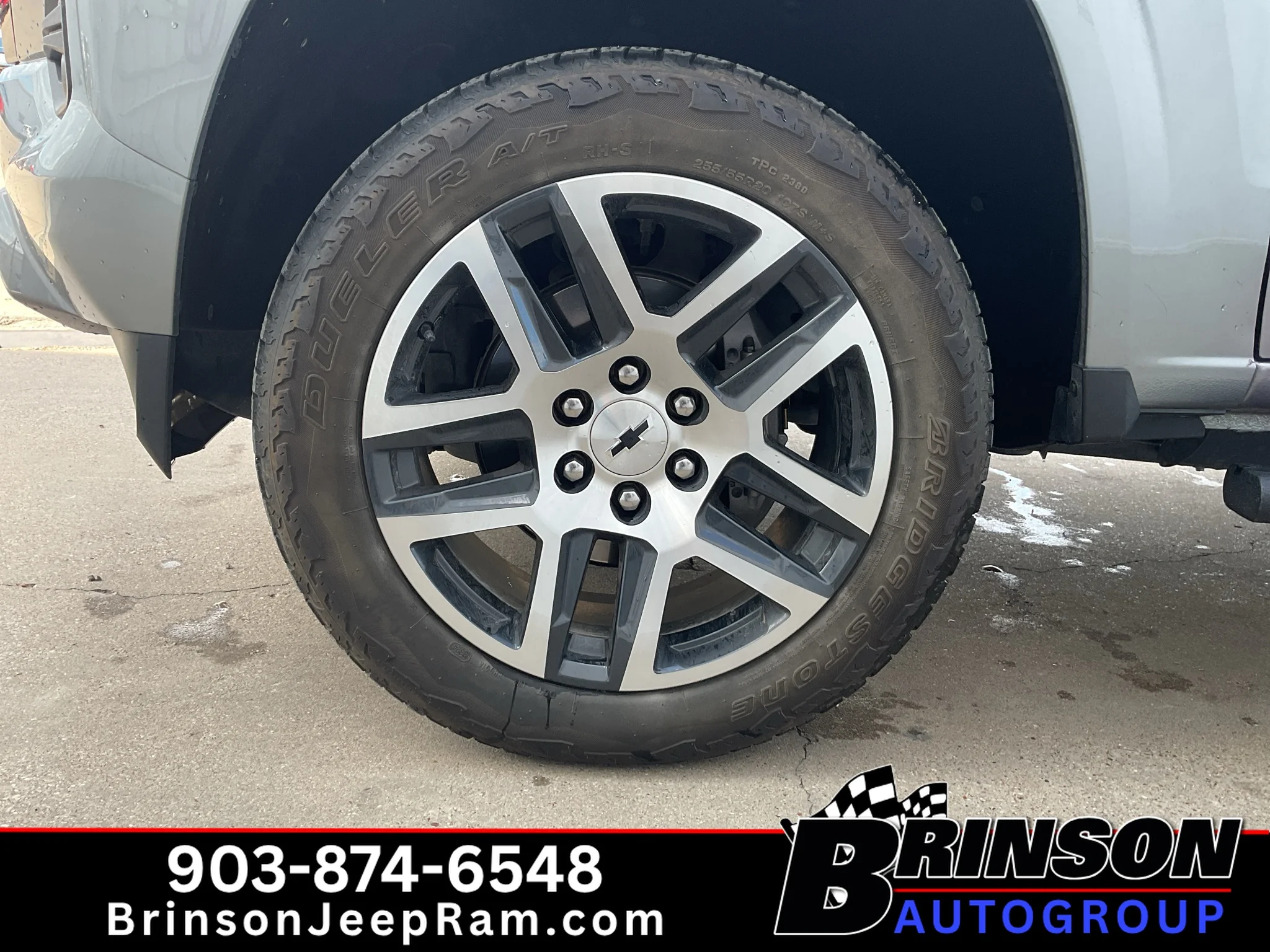 Used 2024 Sterling Gray Metallic Chevrolet 4WD Z71 image 25