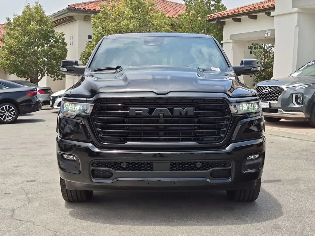 New 2026 Diamond Black Crystal Pearl-Coat Exterior Paint RAM Laramie image 2