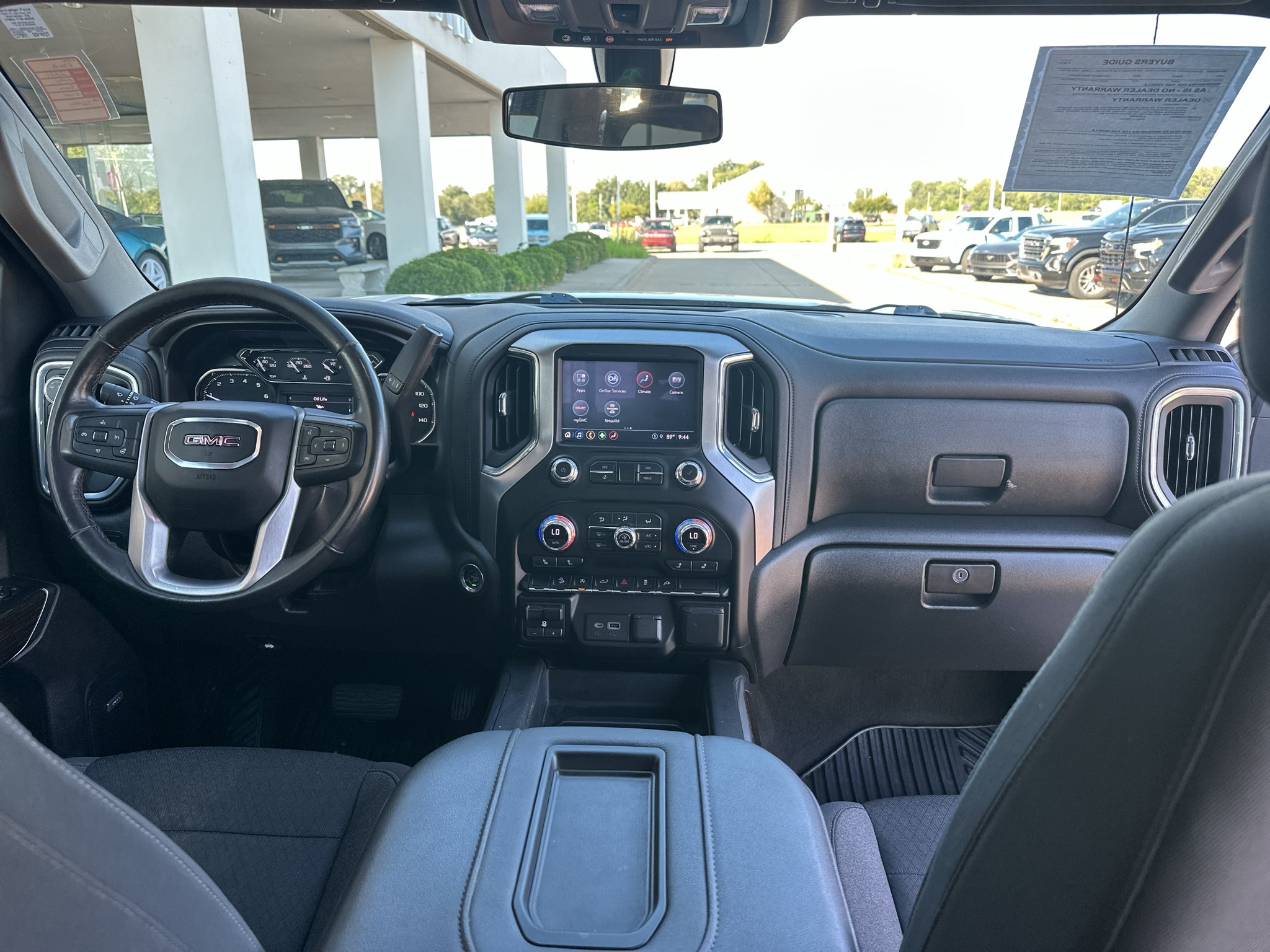 Used 2021 Quicksilver Metallic GMC Elevation image 3
