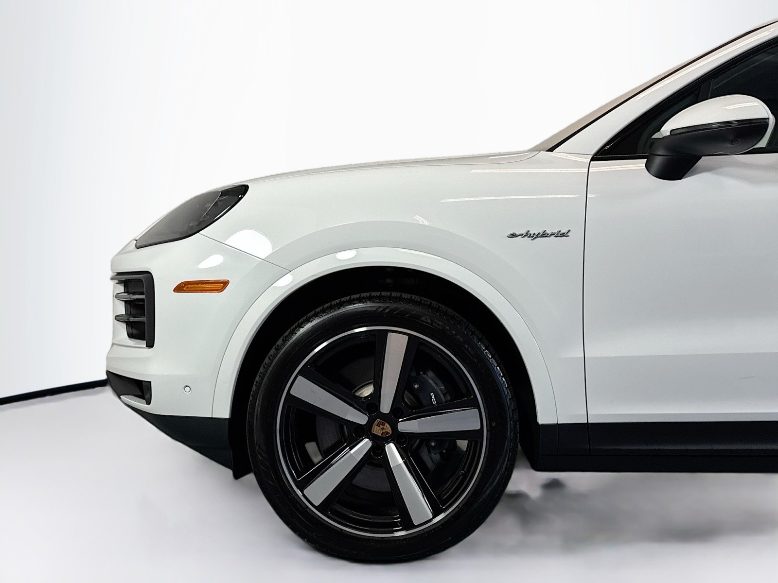New 2025 White Porsche E-Hybrid image 27