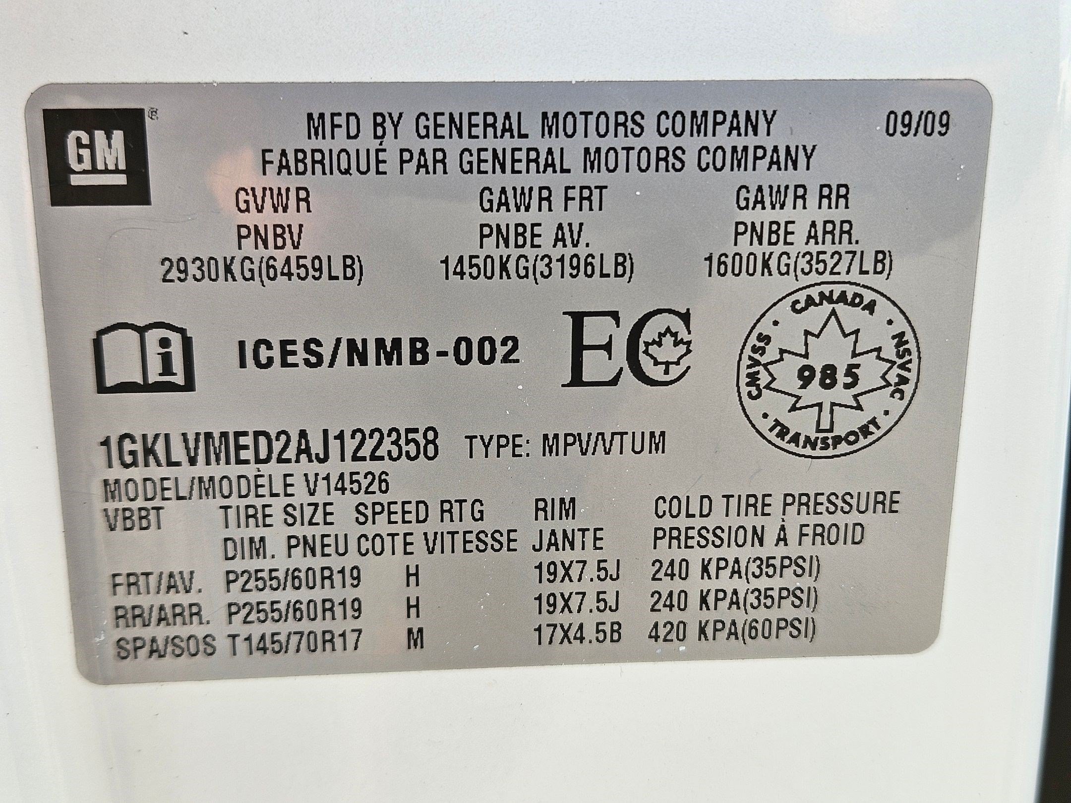 Used 2010 White Diamond Tricoat GMC SLT1 image 33