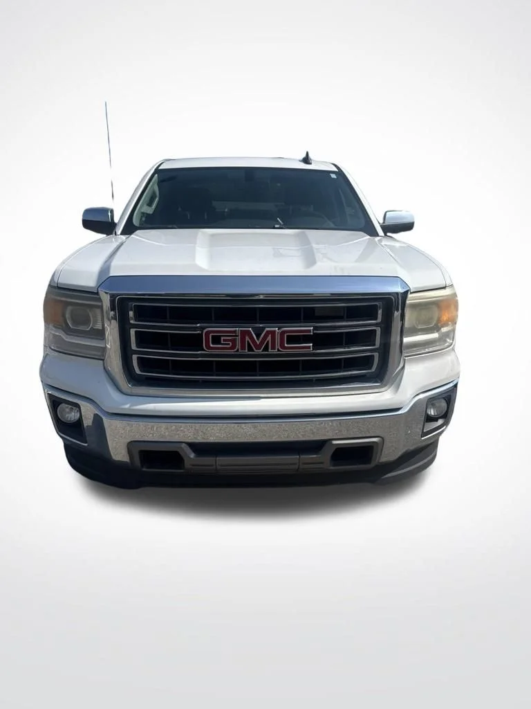 Used 2015 White GMC SLT image 2