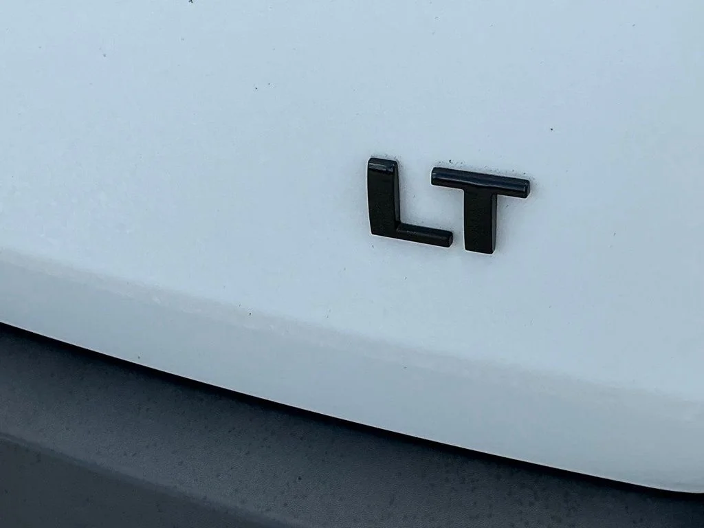 Used 2023 White Chevrolet LT image 24