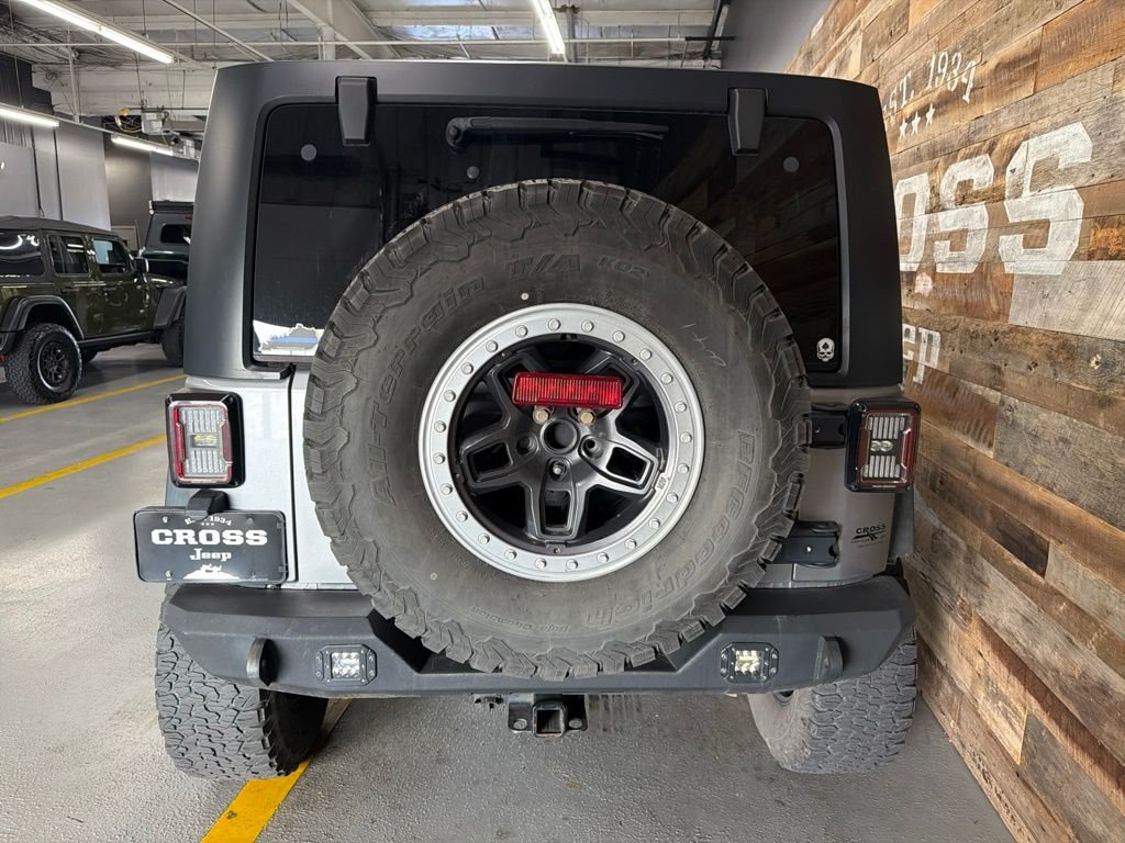 Used 2016 Billet Silver Metallic Jeep Unlimited Sport image 8